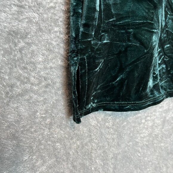 Chicos 0 Women Whimsigoth Dark Romantic Soft Crinkle Velvet Emerald Top S/4 - Picture 4 of 10